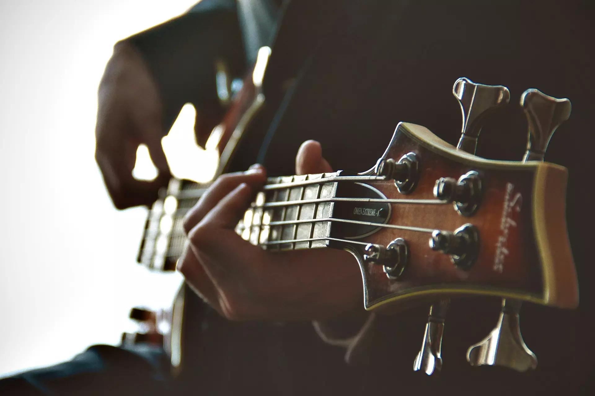 The Top 5 Types of Music Managers That You Want to Avoid featured image