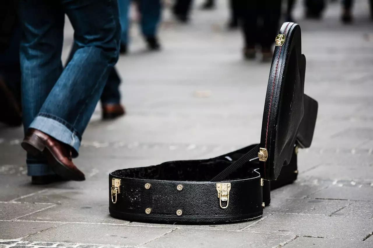 5 Biggest Online Music Marketing Mistakes That You Need to Avoid featured image