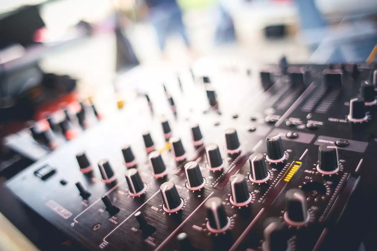 How to Produce Music for Commercial or Video Use featured image