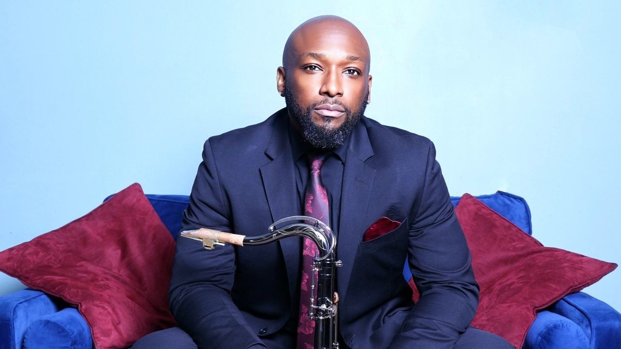 A Fusion of Eclectic Chill-Hop and Jazz Rap Music- Eric Thomas Drops New Single from “The Living Room Sessions” featured image