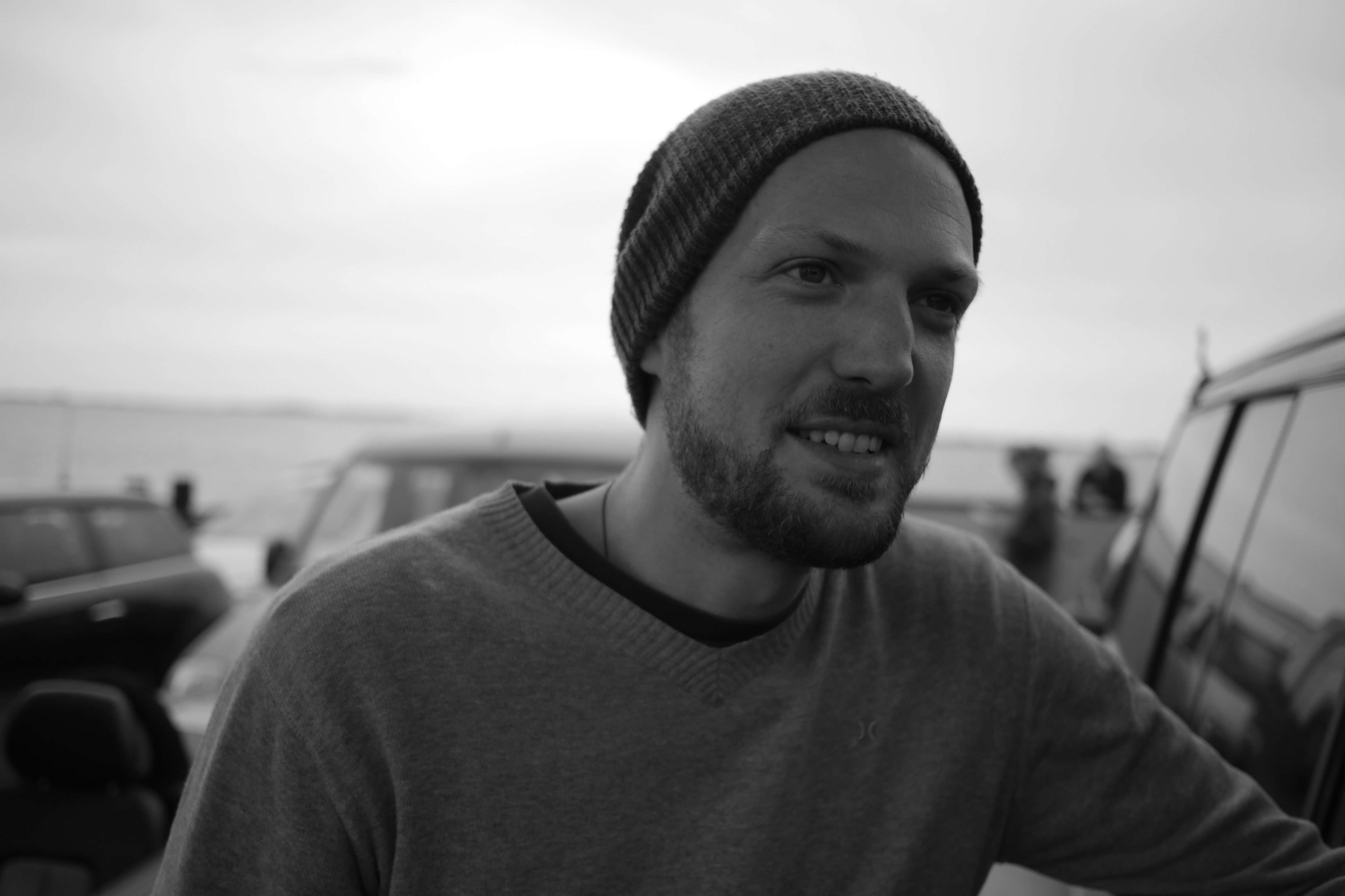 BREACS Releases Debut Album Under Low Pressure – An Immersive Journey Through Electronic Sounds and Urban Beats featured image