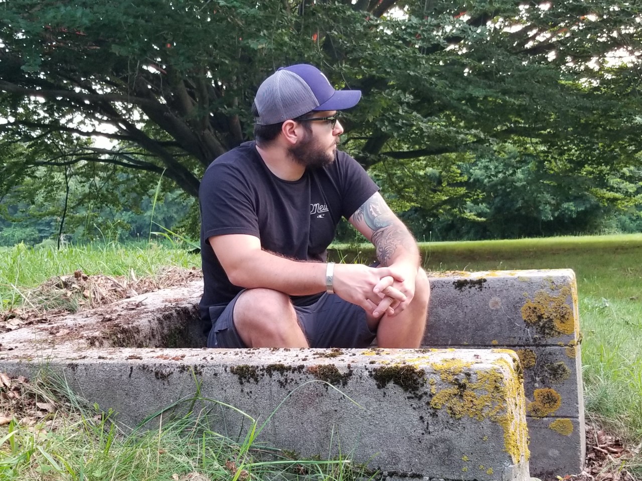 Authentic Rock Rhythms and Uplifting Acoustic Vocals: Rising Artist Jon River Set to Soar with New Single featured image