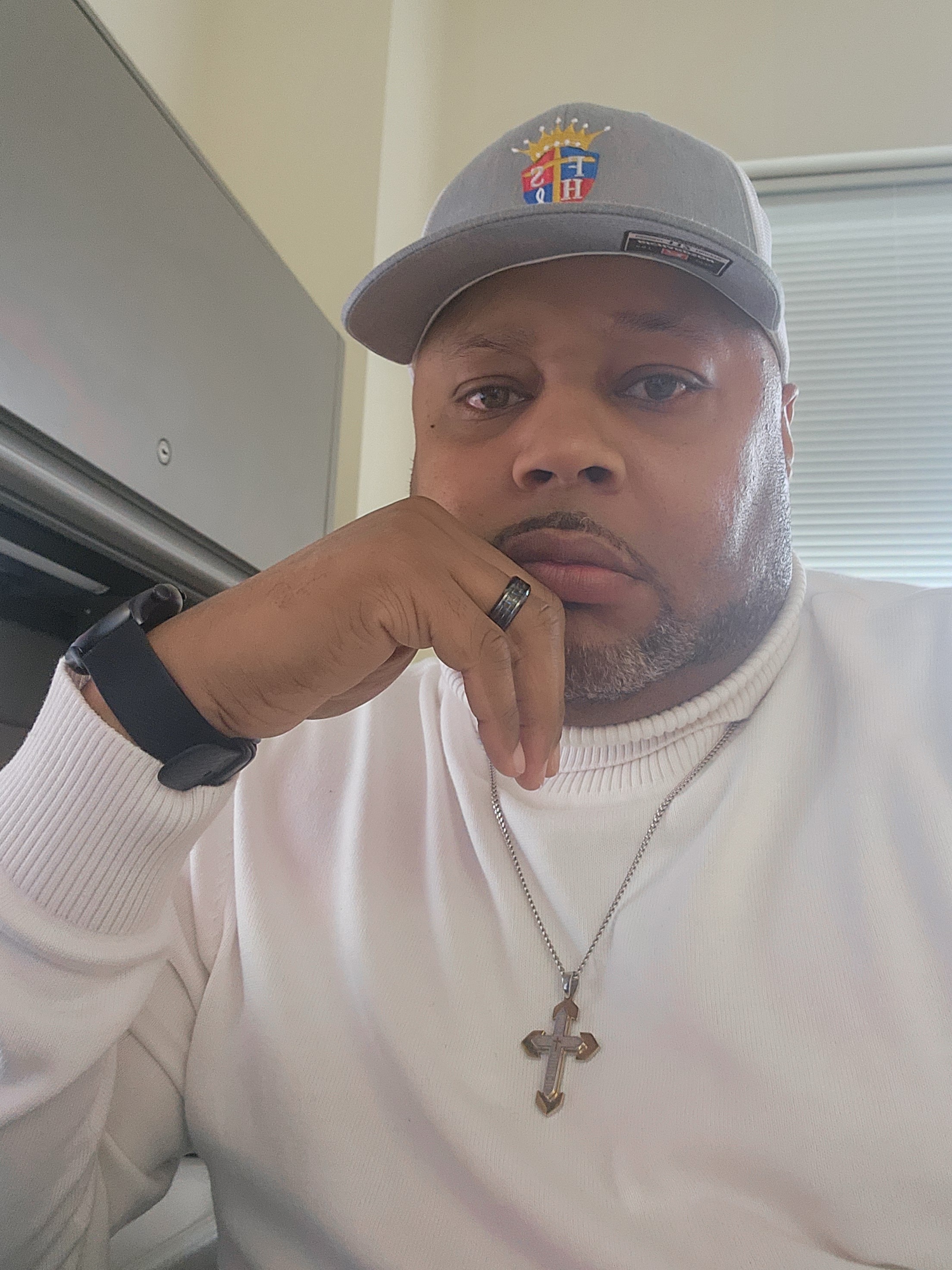 Local Pastor Inspires with Soul-Shaking Fusions – Elder Alphonso Antoine Lacey Presents Stirring Gospel & R&B Blends featured image