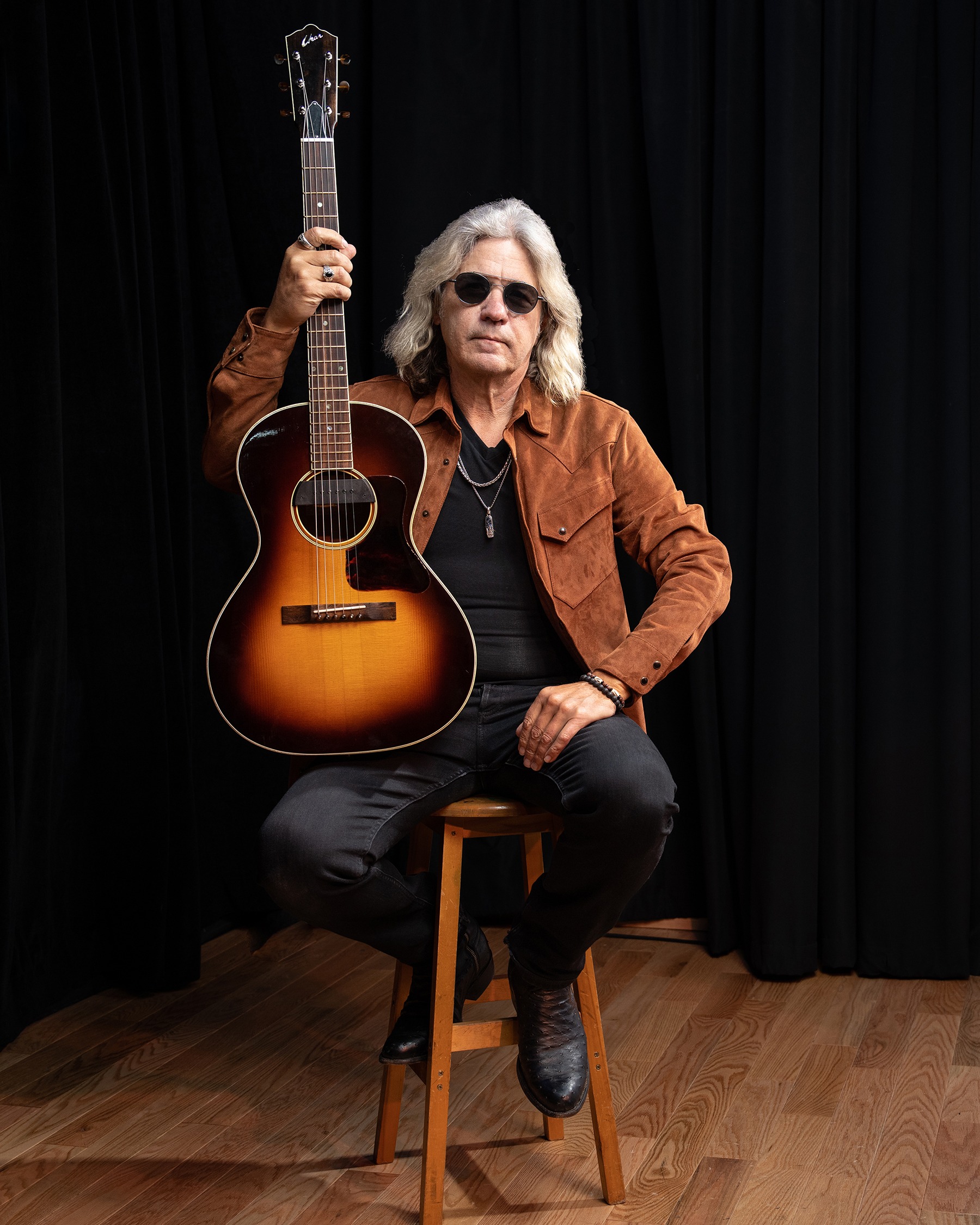Masterful Storytelling and Stirring Instrumentation- Dean Mueller Marks Stunning Americana Debut featured image