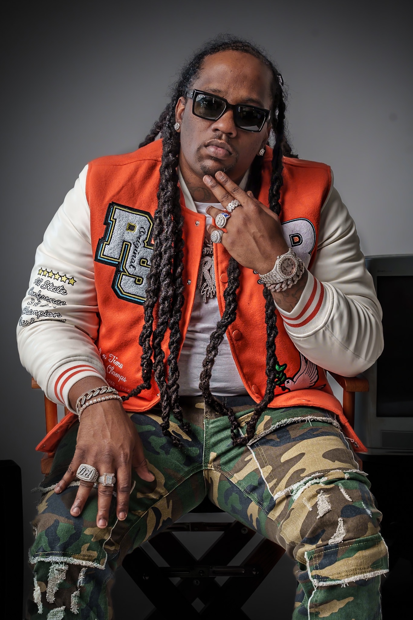 Reflecting on Life\’s Evolution through Powerful Rap – Yolo Ru Drops New Single “Rules Changed” featured image