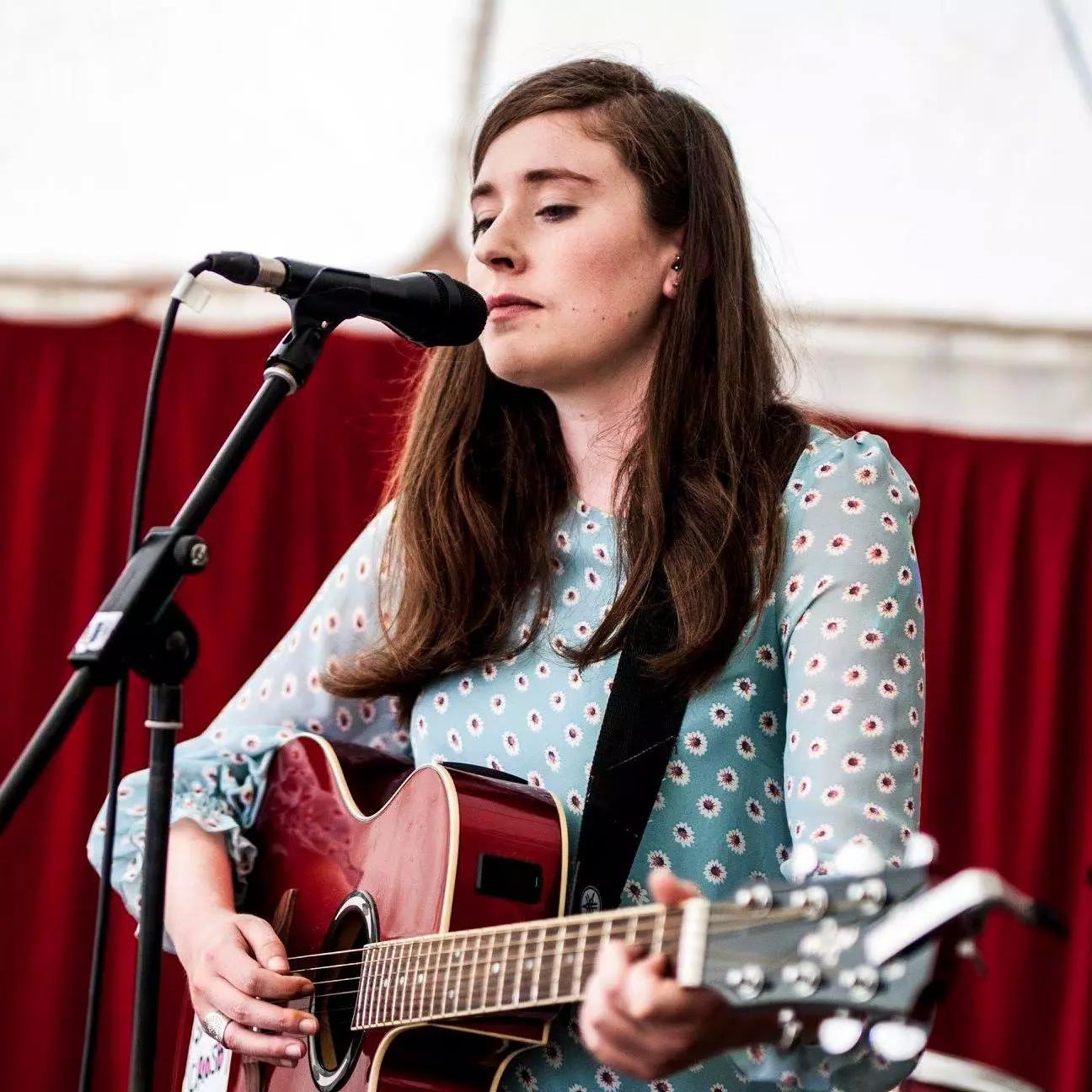Sally Crosby Proves She’s “Good Enough” With Latest Single featured image