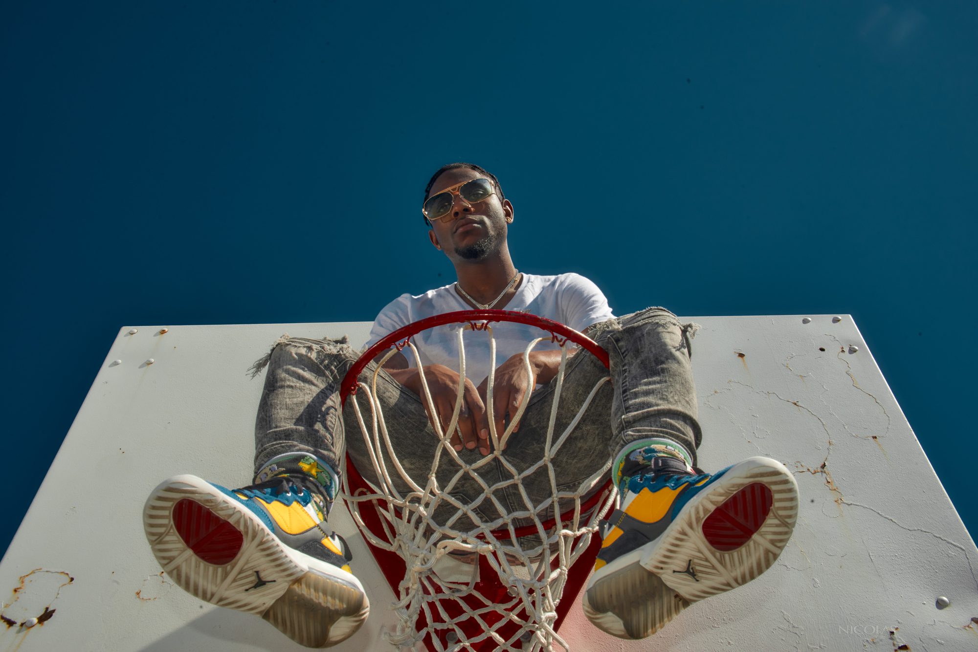 Rising R&B Star TheTonyTyme Releases New Single, “No Stress” featured image